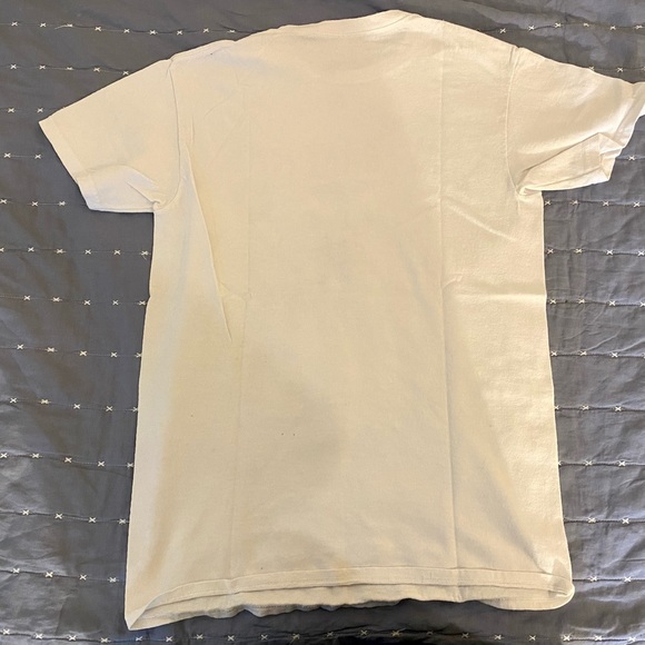 It’s a small San Francisco shirt - Picture 2 of 2